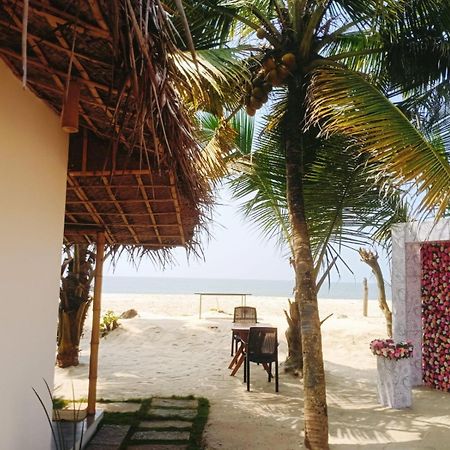 Havana Beach Villa Alappuzha Buitenkant foto